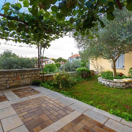 Apartment Macan, Beautiful Green Oasis Pula Bagian luar foto