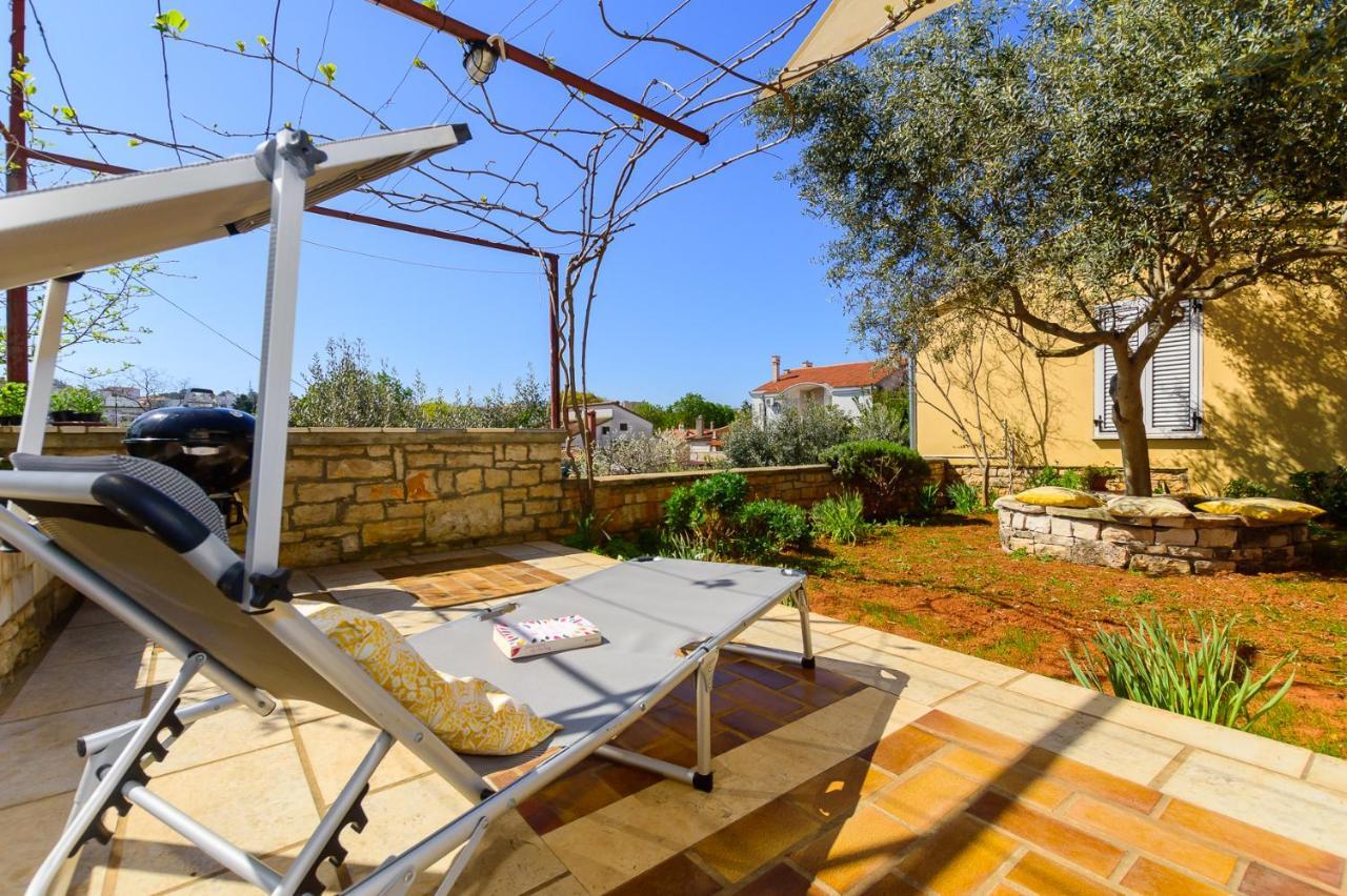 Apartment Macan, Beautiful Green Oasis Pula Bagian luar foto