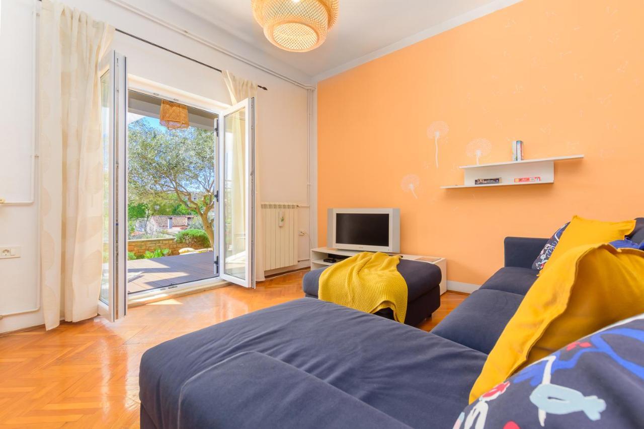 Apartment Macan, Beautiful Green Oasis Pula Bagian luar foto