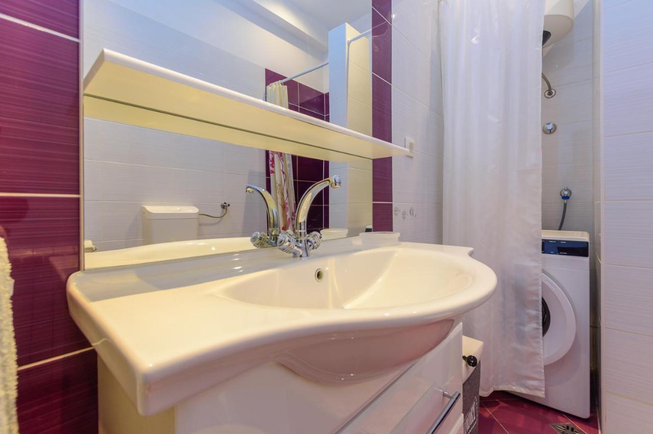 Apartment Macan, Beautiful Green Oasis Pula Bagian luar foto
