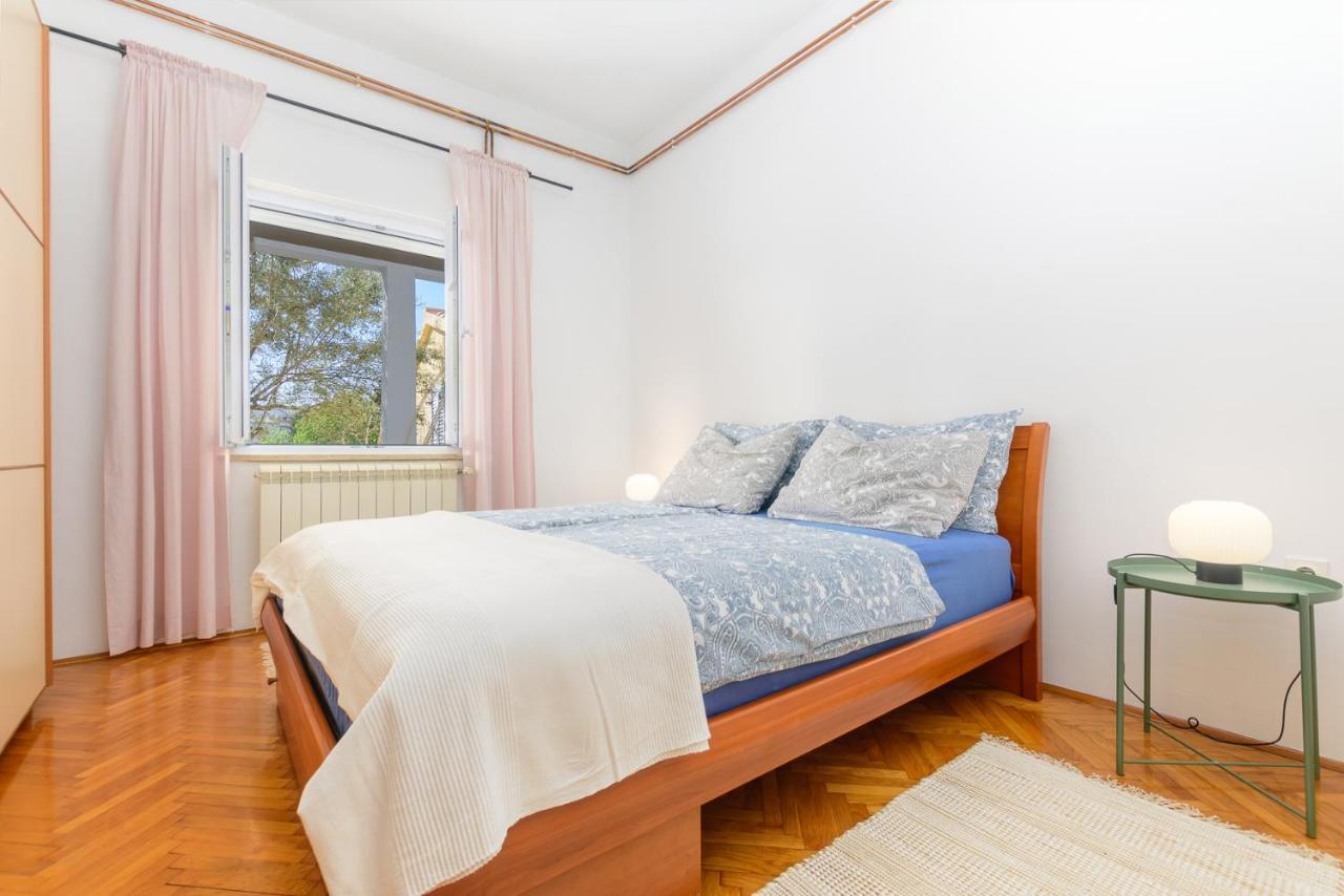 Apartment Macan, Beautiful Green Oasis Pula Bagian luar foto