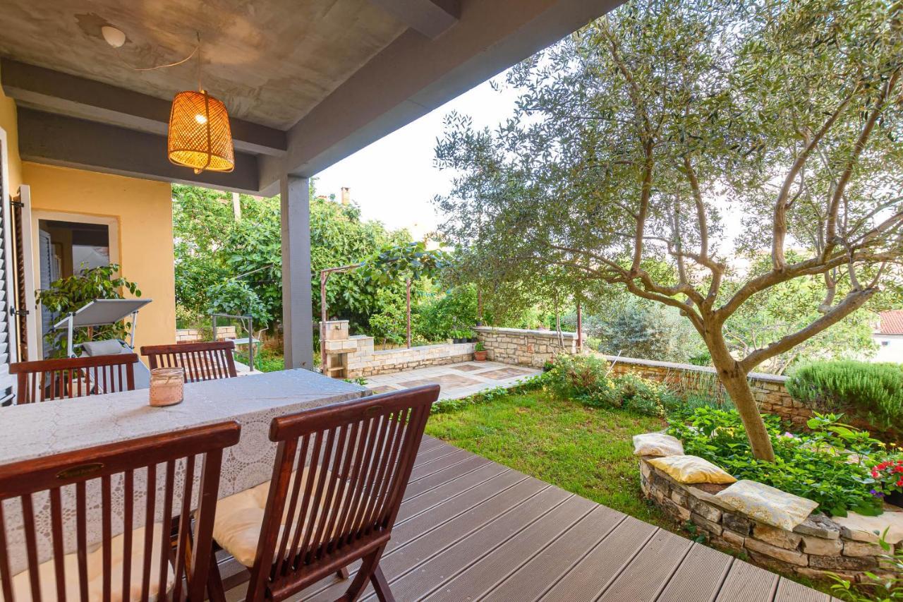 Apartment Macan, Beautiful Green Oasis Pula Bagian luar foto